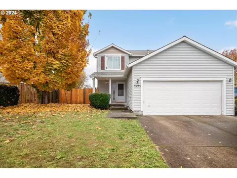 33785 SE Davona Dr, Scappoose, OR 97056