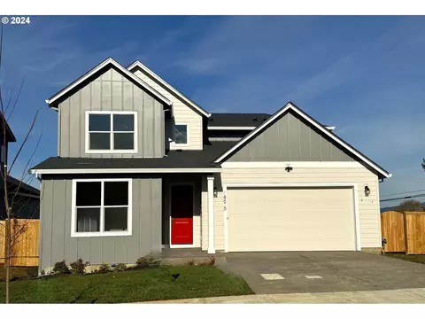 18615 Warm Springs St #2, Sandy, OR 97055