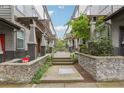 8633 N Crawford St, Portland, OR 97203