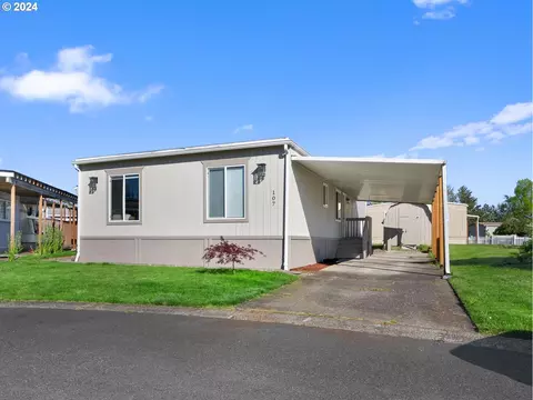 13900 SE Highway 212 #107, Clackamas, OR 97015