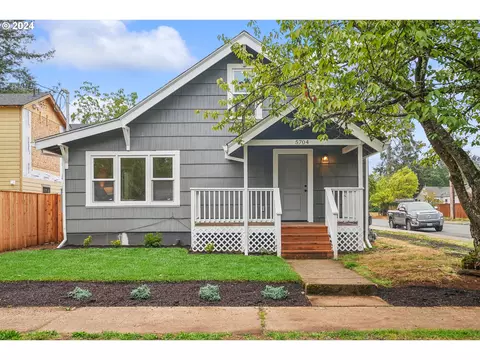 5704 SE Ramona St, Portland, OR 97206