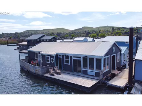 101 N Boat Basin Rd #B-22, The Dalles, OR 97058