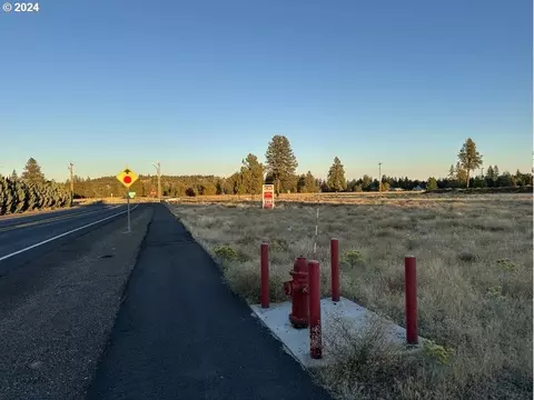 0 N Spruce St, Sisters, OR 97759