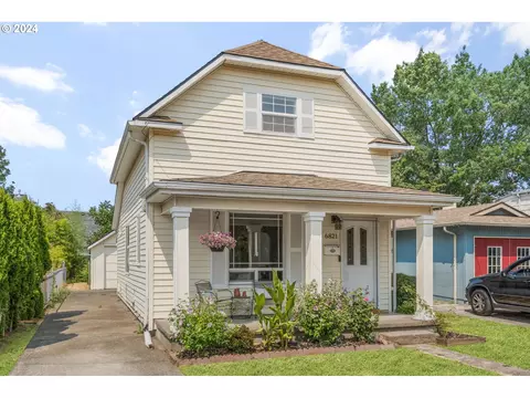 6821 SE Cora St, Portland, OR 97206