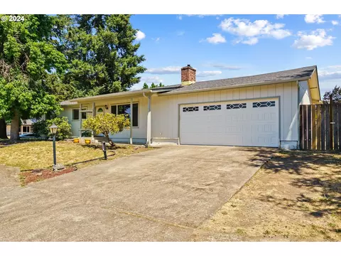 1205 Dondea St, Springfield, OR 97478