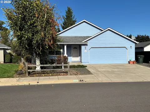 1293 Tasa Creek Dr, Creswell, OR 97426