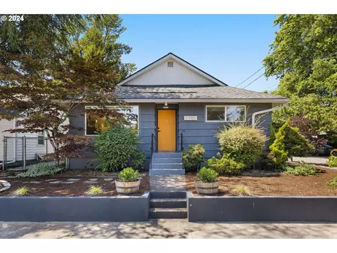 2903 SE 78th Ave, Portland, OR 97206