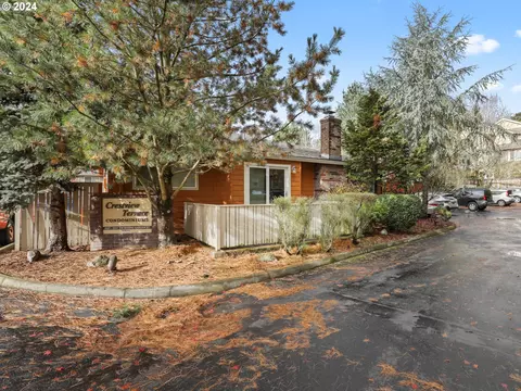 2531 SW Spring Garden St #17, Portland, OR 97219