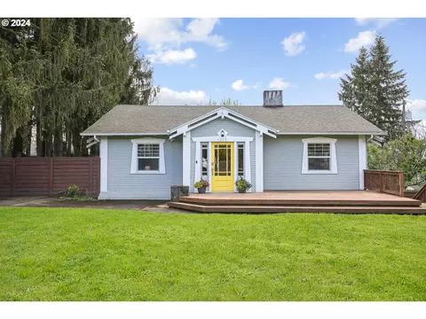 1015 W 38th St, Vancouver, WA 98660