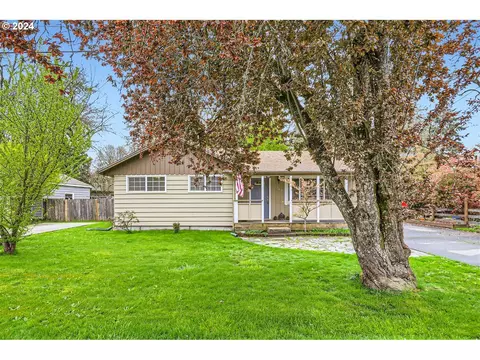3249 SW Nyssen St, Beaverton, OR 97003