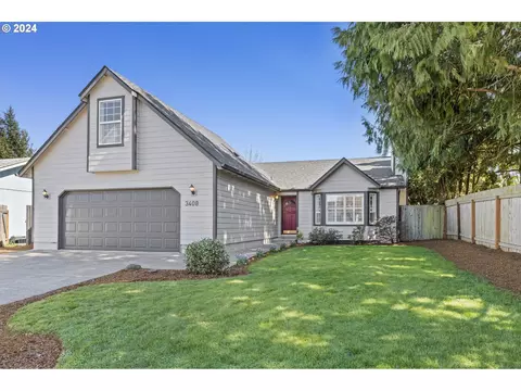 3408 Honeywood St, Eugene, OR 97408