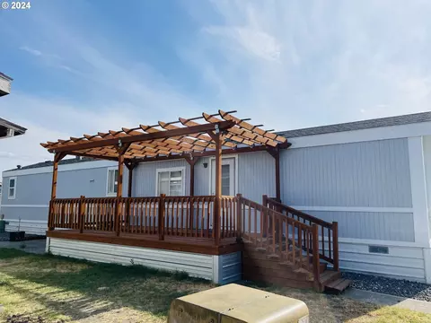 1030 SW 11th St # 89, Hermiston, OR 97838