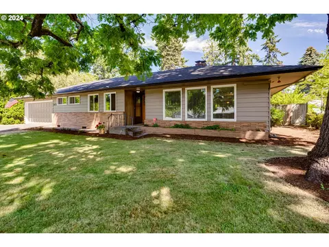 2673 Turnbull Ln, Eugene, OR 97401