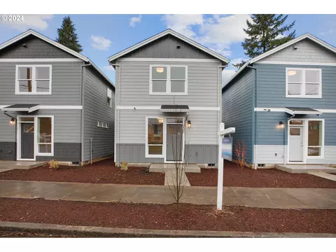 9109 SE Claybourne St, Portland, OR 97266