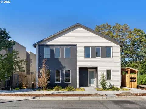 8413 SW 19th Ave #5, Portland, OR 97219