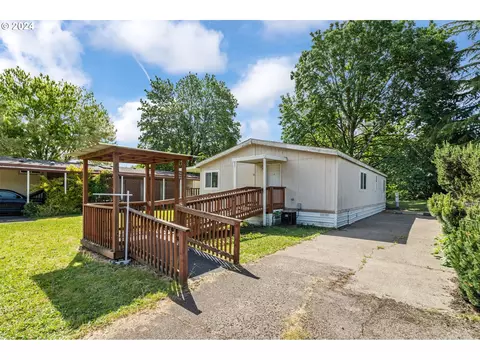 38129 Weirich Dr #80, Lebanon, OR 97355