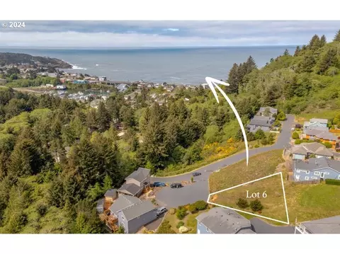 NE Tl6100 Creekside Ct, Depoe Bay, OR 97341