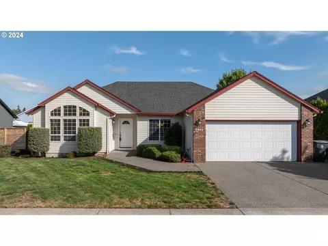 1642 SE 10th Pl, Canby, OR 97013