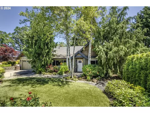 9780 SW Clark Hill Rd, Beaverton, OR 97007