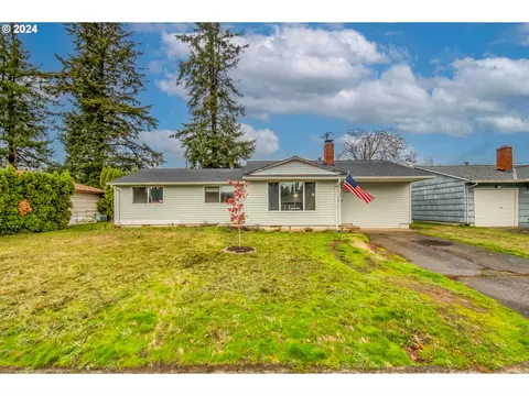 17809 SE Tibbetts St, Portland, OR 97236