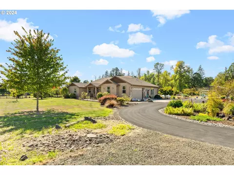 22920 S Eaden Rd, Oregon City, OR 97045