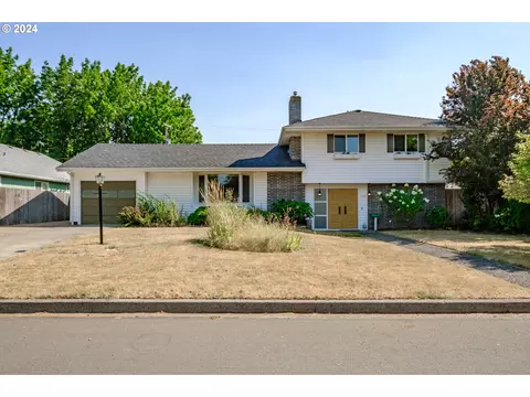 490 E Anchor Ave, Eugene, OR 97401