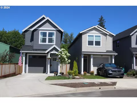 111 E Wayno Way, Newberg, OR 97132