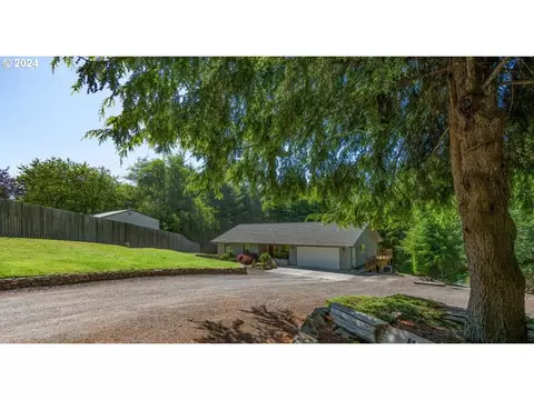 16940 SW Orchard St, Clatskanie, OR 97016