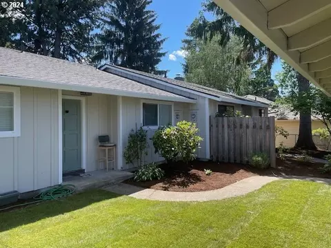 10172 SW Crystal St, Beaverton, OR 97008