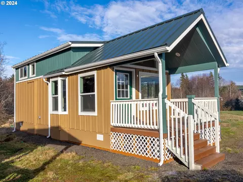 42280 Lois Loop #9, Astoria, OR 97103