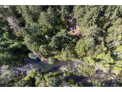 71507160 Alvord Alley Rd, Grand Ronde, OR 97347
