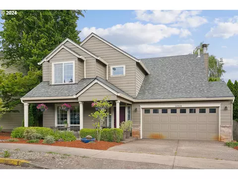 14908 SE Covington Rd, Clackamas, OR 97015