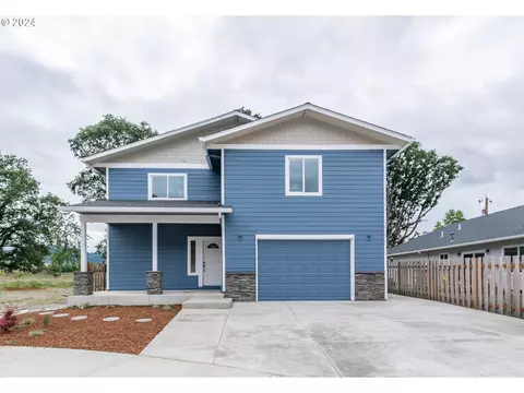 2432 Phillips Way, Lebanon, OR 97355