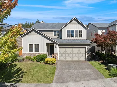 14793 SW Mulberry Dr, Tigard, OR 97224
