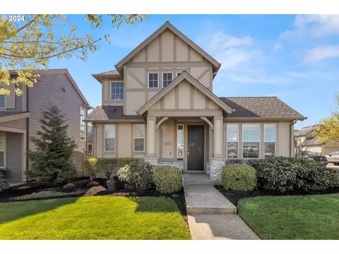 10690 SW Lisbon St, Wilsonville, OR 97070