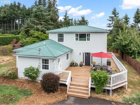17762 S Redland Rd, Oregon City, OR 97045