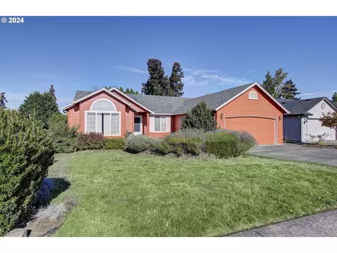 2702 NE 94th St, Vancouver, WA 98665