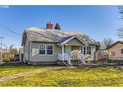 6887 N Central St, Portland, OR 97203