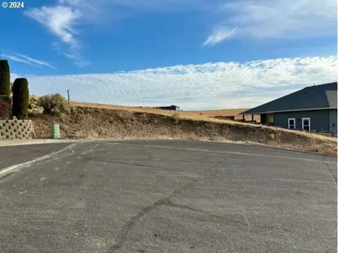 SW Quinney Ln, Pendleton, OR 97801 photo 3