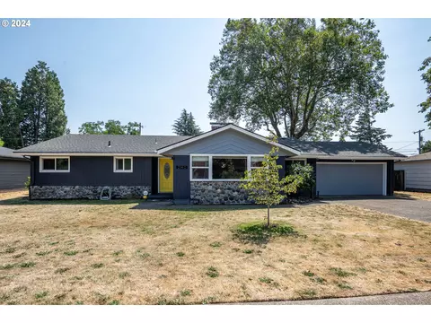 2140 Cal Young Rd, Eugene, OR 97401 photo 1