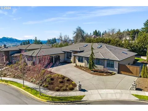 8575 SE Northern Heights Ct, Happy Valley, OR 97086
