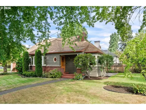 3425 SE Knapp St, Portland, OR 97202