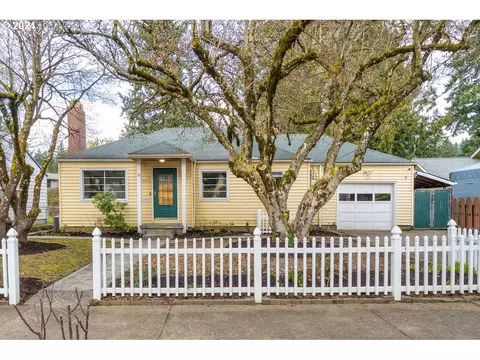 9035 NE Broadway, Portland, OR 97220