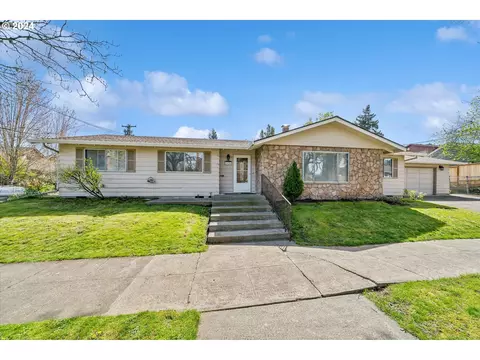 6126 NE Klickitat St, Portland, OR 97213