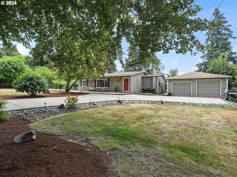 14038 Livesay Rd, Oregon City, OR 97045