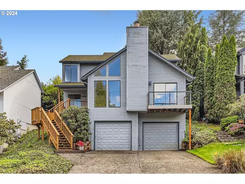 3336 SW Illinois St, Portland, OR 97239
