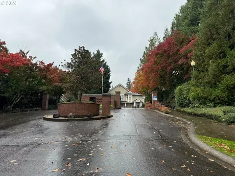 6775 Summerlinn Way, West Linn, OR 97068