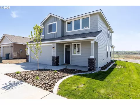 856 E Autumn Ave, Hermiston, OR 97838