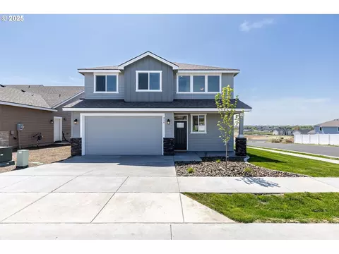 Exterior - 856 E Autumn Ave, Hermiston, OR 97838 photo 2 of 8