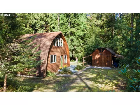 66401 E Crystal Creek Rd, Welches, OR 97067